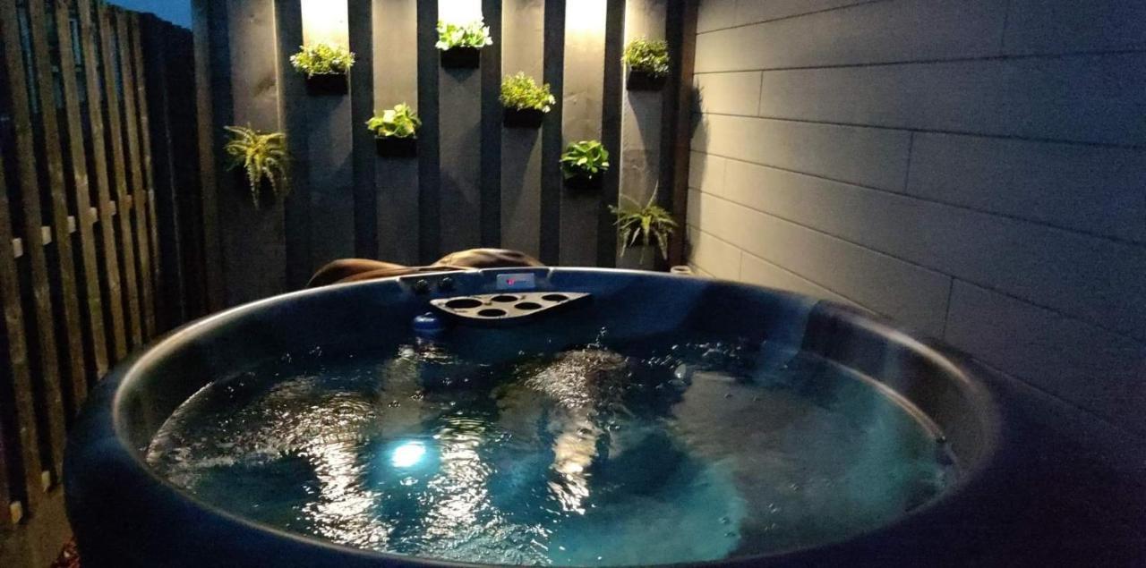 Maas Chalet Aldeneik 马泽克 外观 照片
